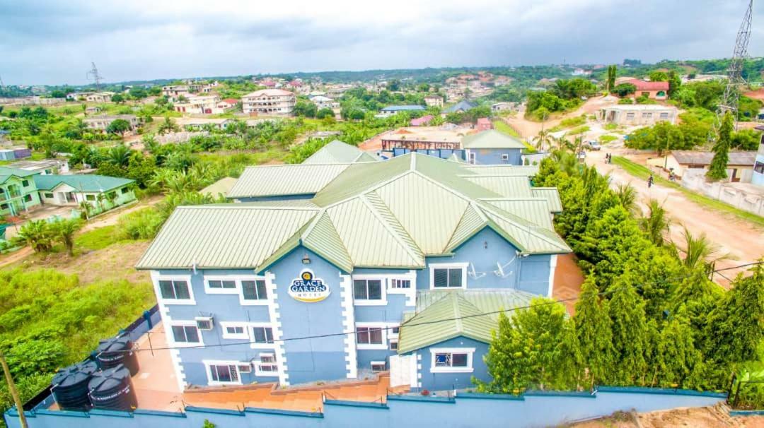 Grace Garden Hotel Sekondi-Takoradi Exterior photo